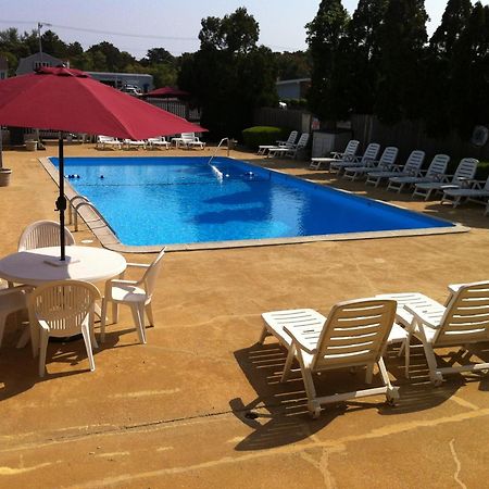 Holiday Hill Inn & Suites Dennisport Esterno foto