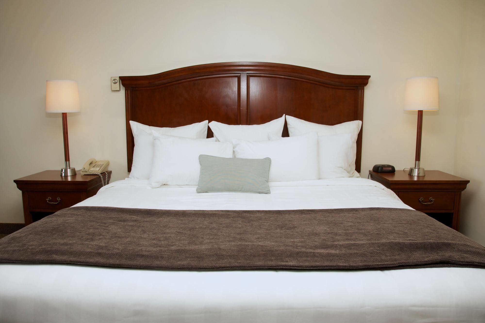 Holiday Hill Inn & Suites Dennisport Esterno foto